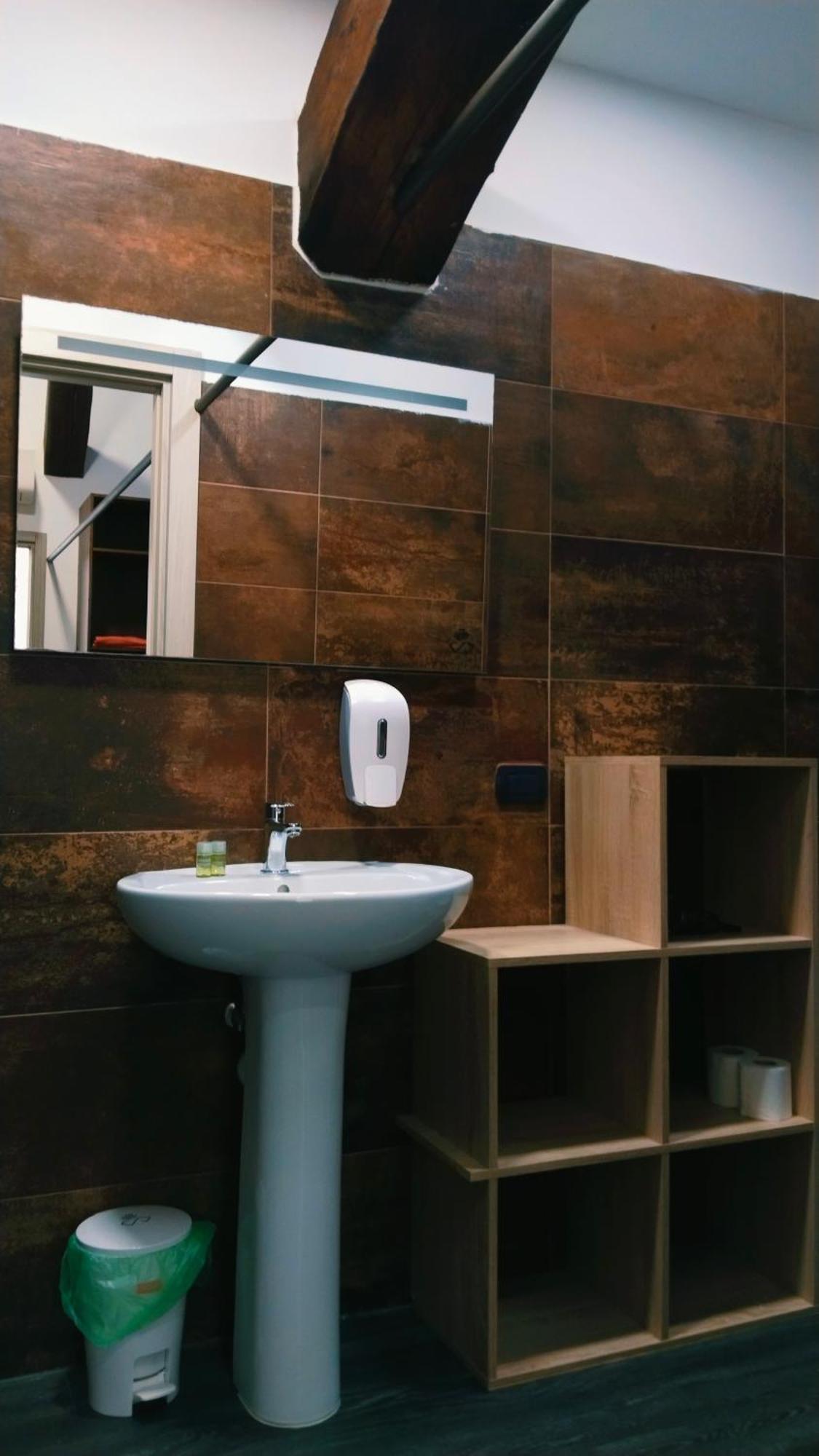 Attiko 53 Boutique Rooms เวโรนา ภายนอก รูปภาพ