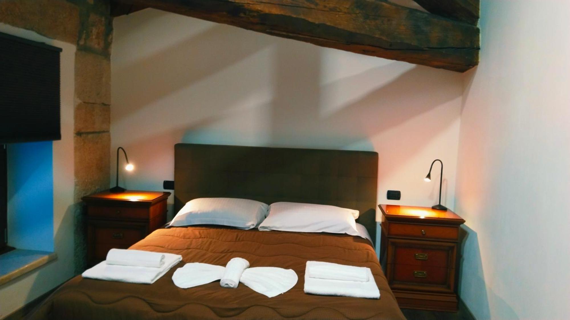 Attiko 53 Boutique Rooms เวโรนา ภายนอก รูปภาพ